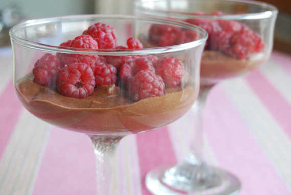 raspberries chocolate mousse1