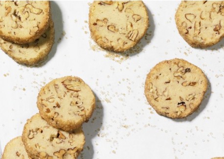 Песочное печенье с орехами